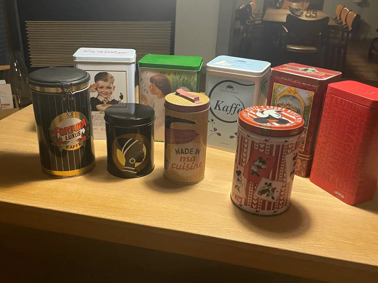 Billede 1 - Blikdåser sælges