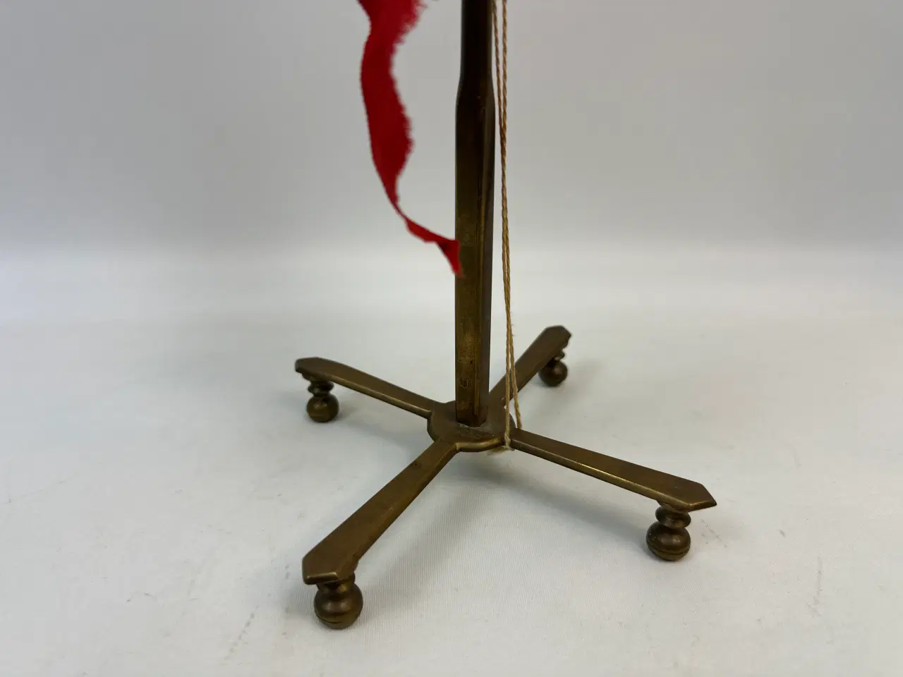 Billede 2 - Ældre messing dannebro / bordflag