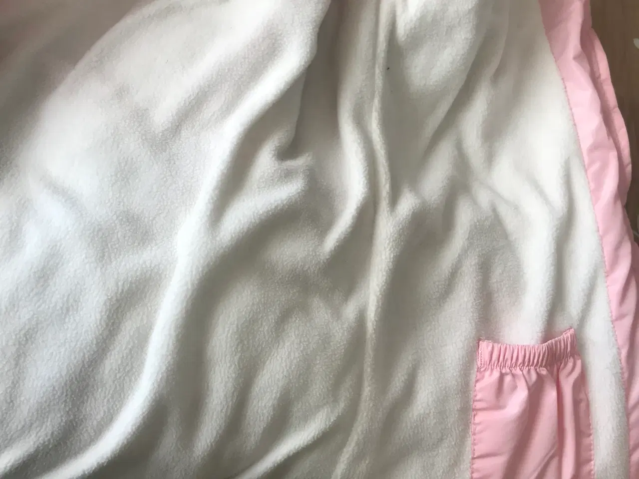 Billede 7 - Tommy hilfinger jakke 14/16 år