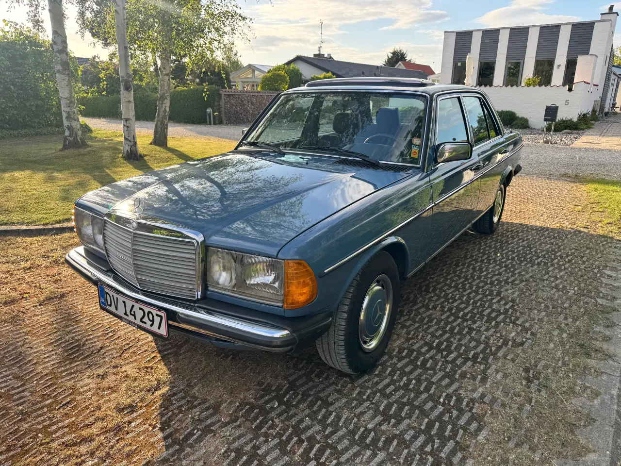 Billede 1 - Mercedes W123