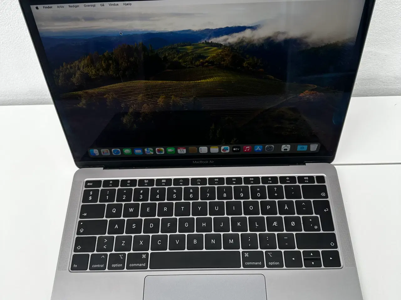 Billede 2 - MacBook Air 13” 2019 Space Grey(nyt batteri)
