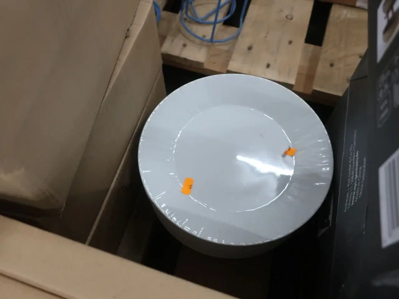 Billede 10 - Diverse tallerkner, fade, lavasten m.v.