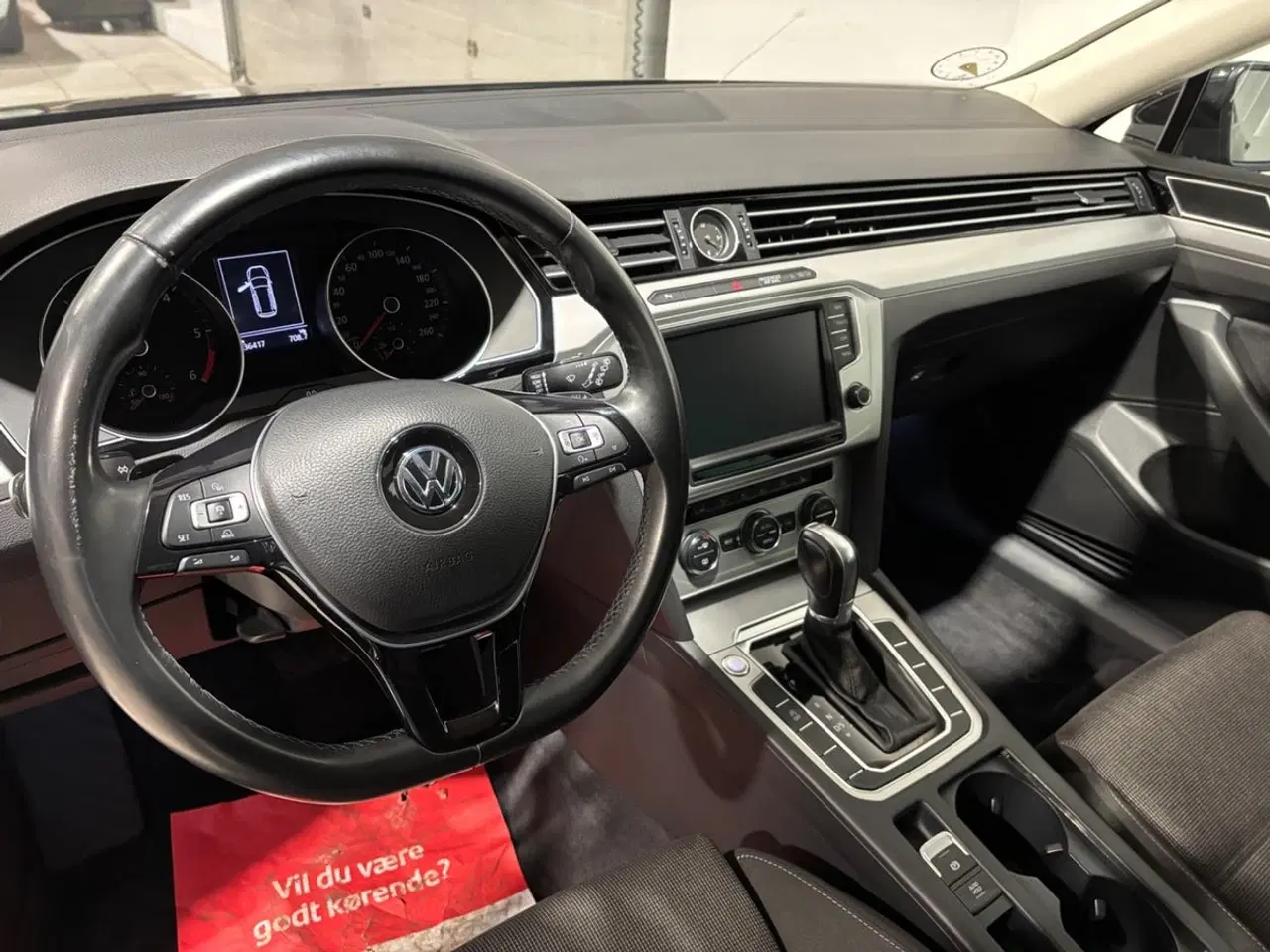 Billede 10 - VW Passat med masser af udstyr!