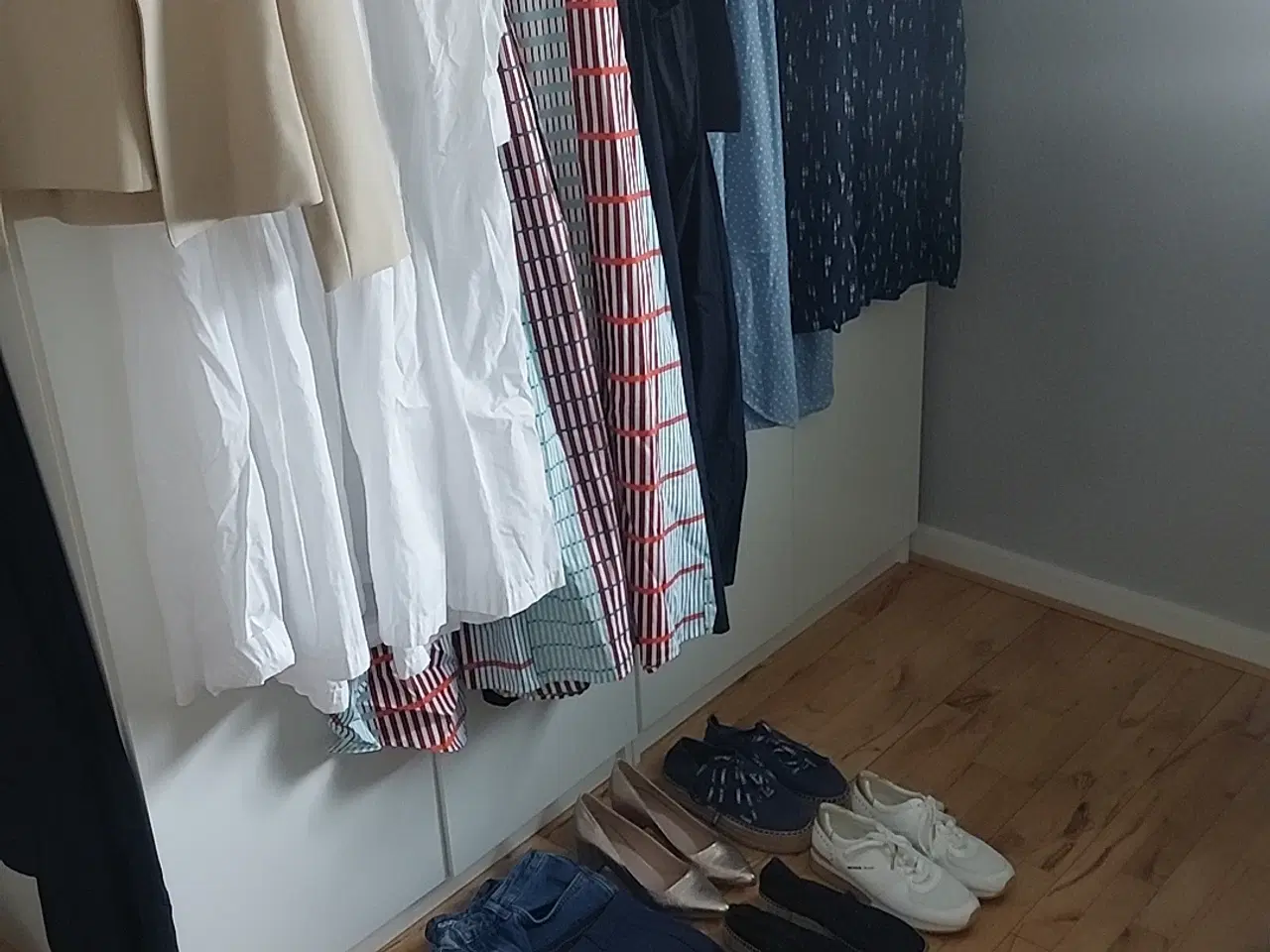 Billede 9 - Masser mærketøj og mærkesko sælges samlet 