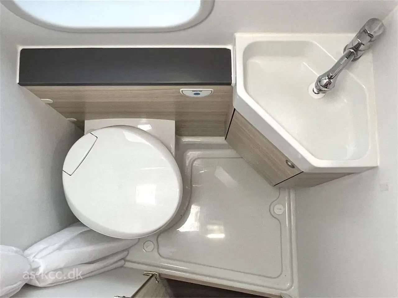 Billede 20 - 2024 - Sun Living V 65 SL   Flot Sun Living V 65 SL med 2 Enkelt senge.