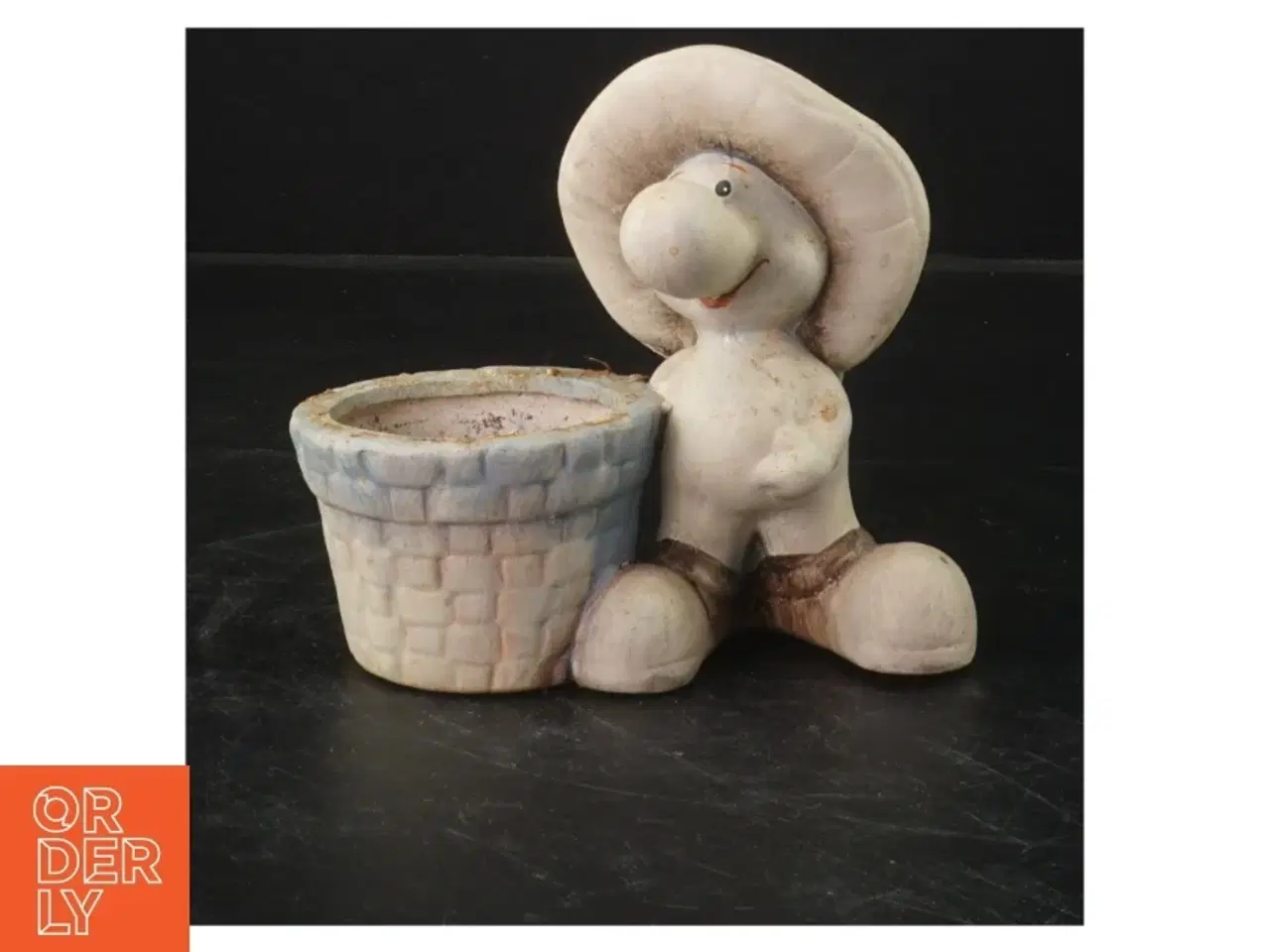 Billede 1 - Keramik figur med urtepotte (str. 14x12 cm)