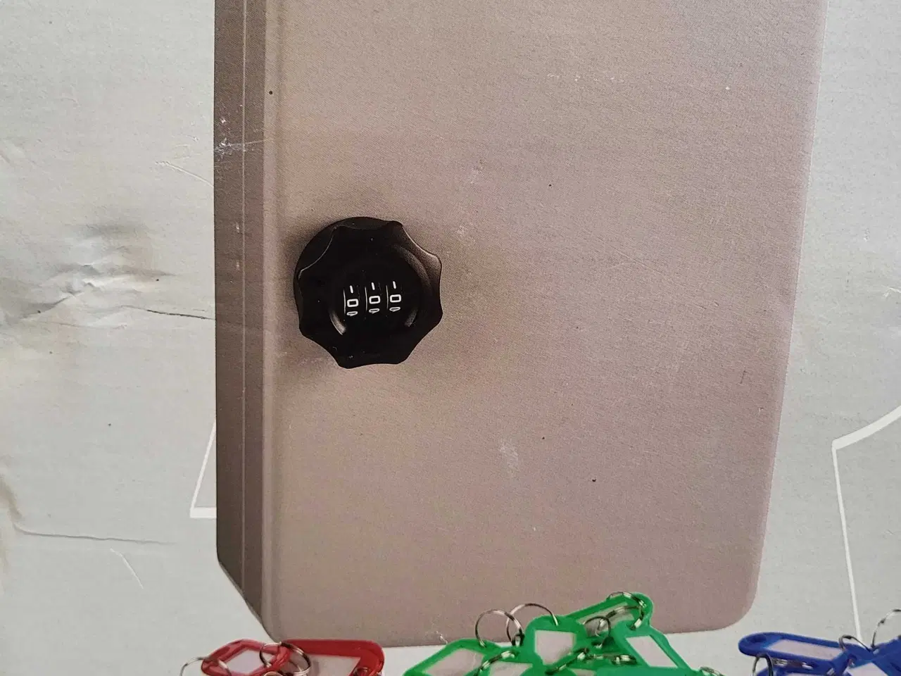 Billede 2 - Nøgleskab med kombinationslås, 48 kroge