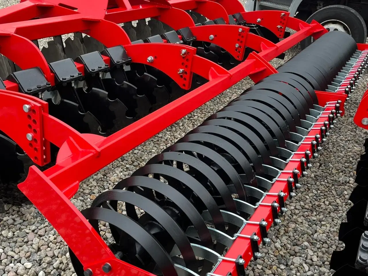 Billede 12 - Dexwal Mamut 4 m Med v-rings pakker og 560mm tallerkner