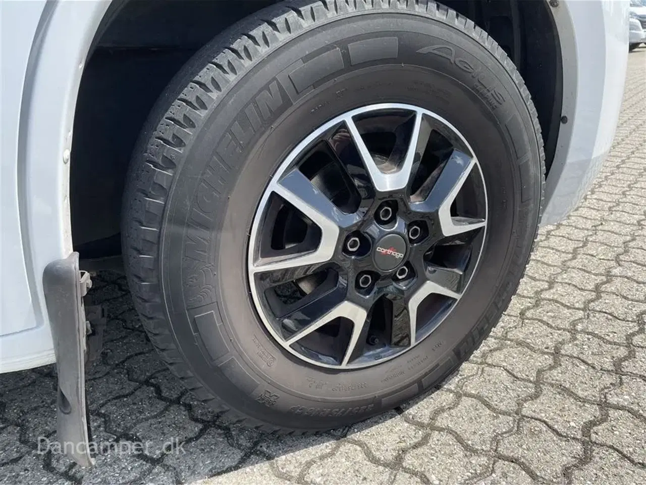 Billede 36 - 2020 - Carthago premium van 640 LE   Luksusvan, 140Hk   9-trins Automatgear, enkeltsenge, alufælge, navigation, træk