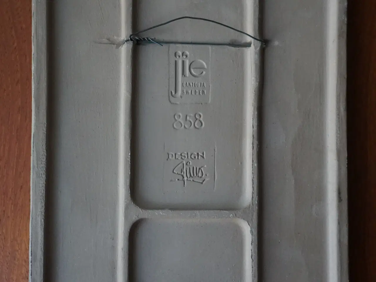 Billede 4 - Stor relief fra Jie Gantofta