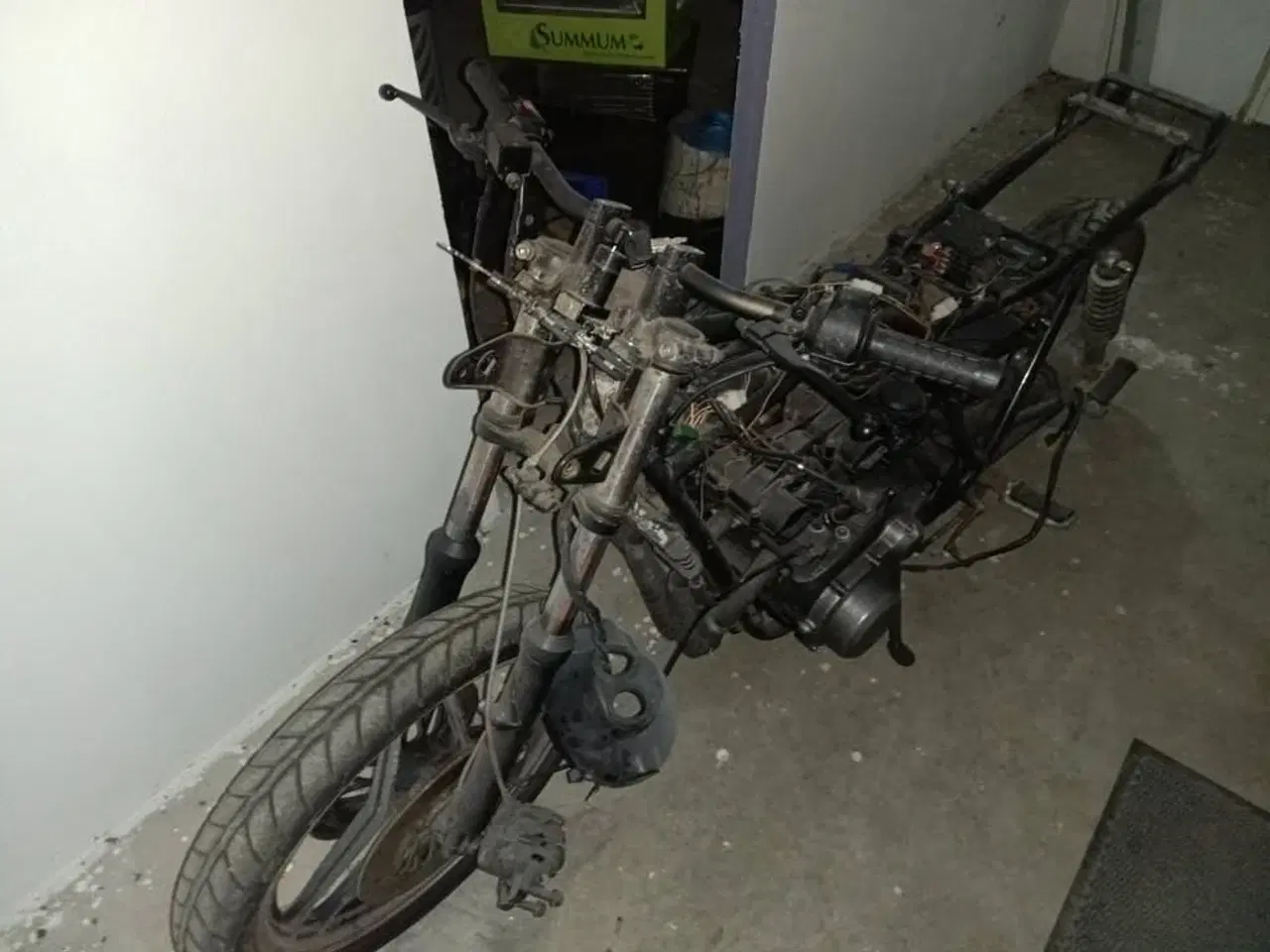 Billede 4 - 2 stk. Suzuki Katana GS650G, 1 kørende & 1 projekt