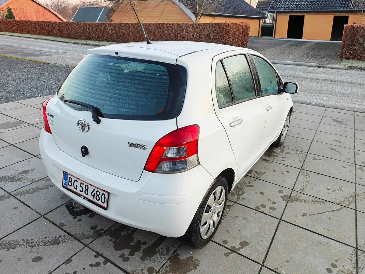 Billede 3 - toyota yaris 1,3 benzin 2010 NYSYNET