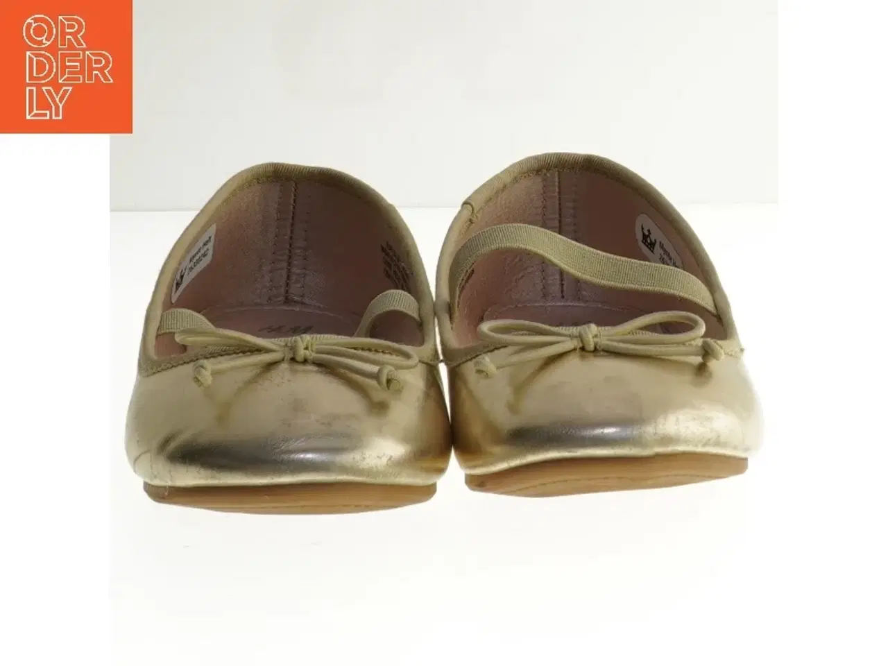 Billede 4 - Guld ballerinasko størrelse 32 fra H&M (str. 32 )