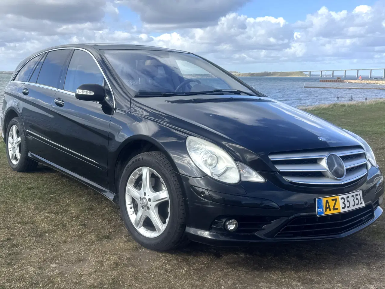 Billede 1 - Mercedes R320 4Matic 4x4, med Våben + Ammo skab