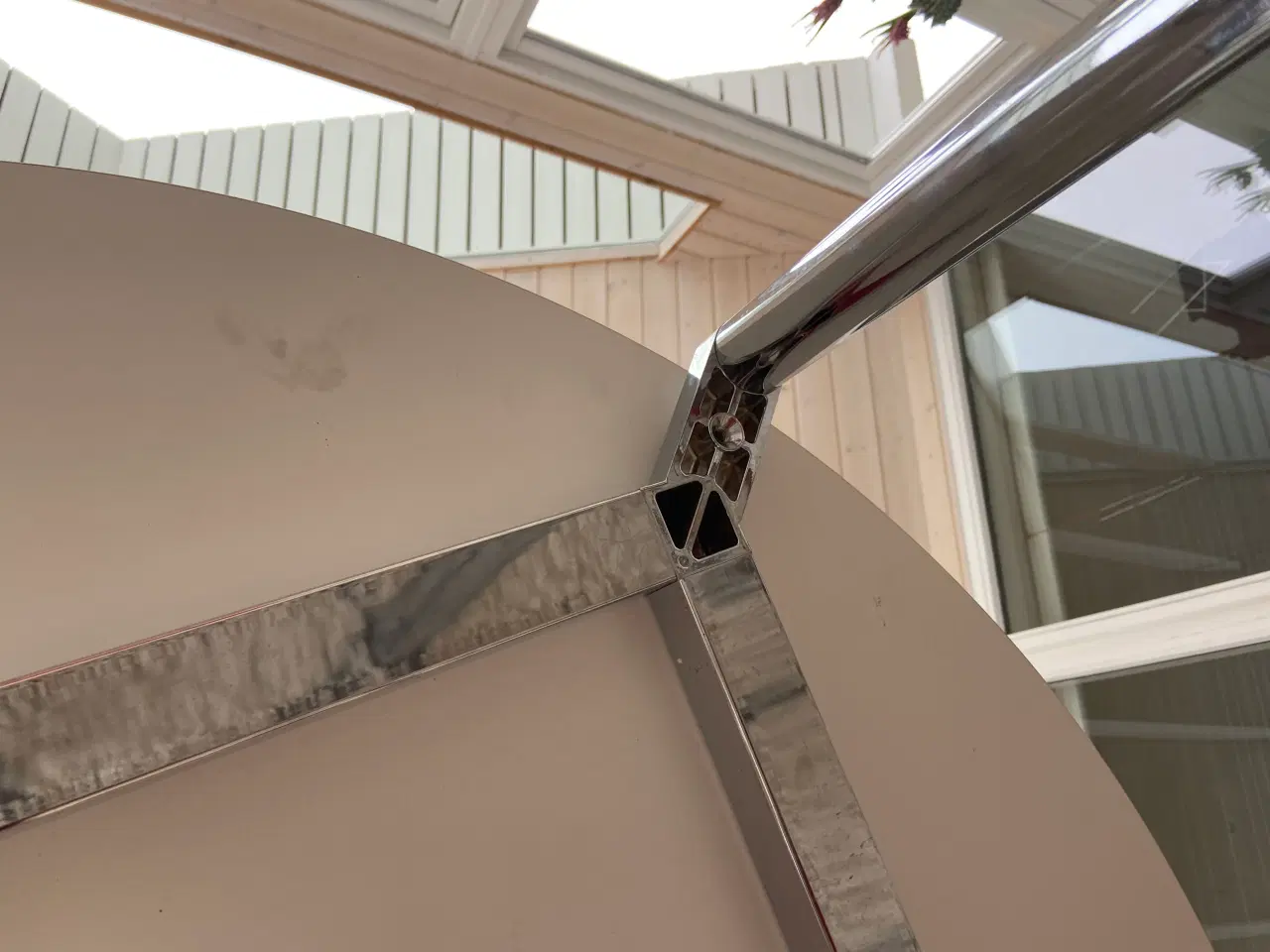 Billede 3 - Spise bord med stole