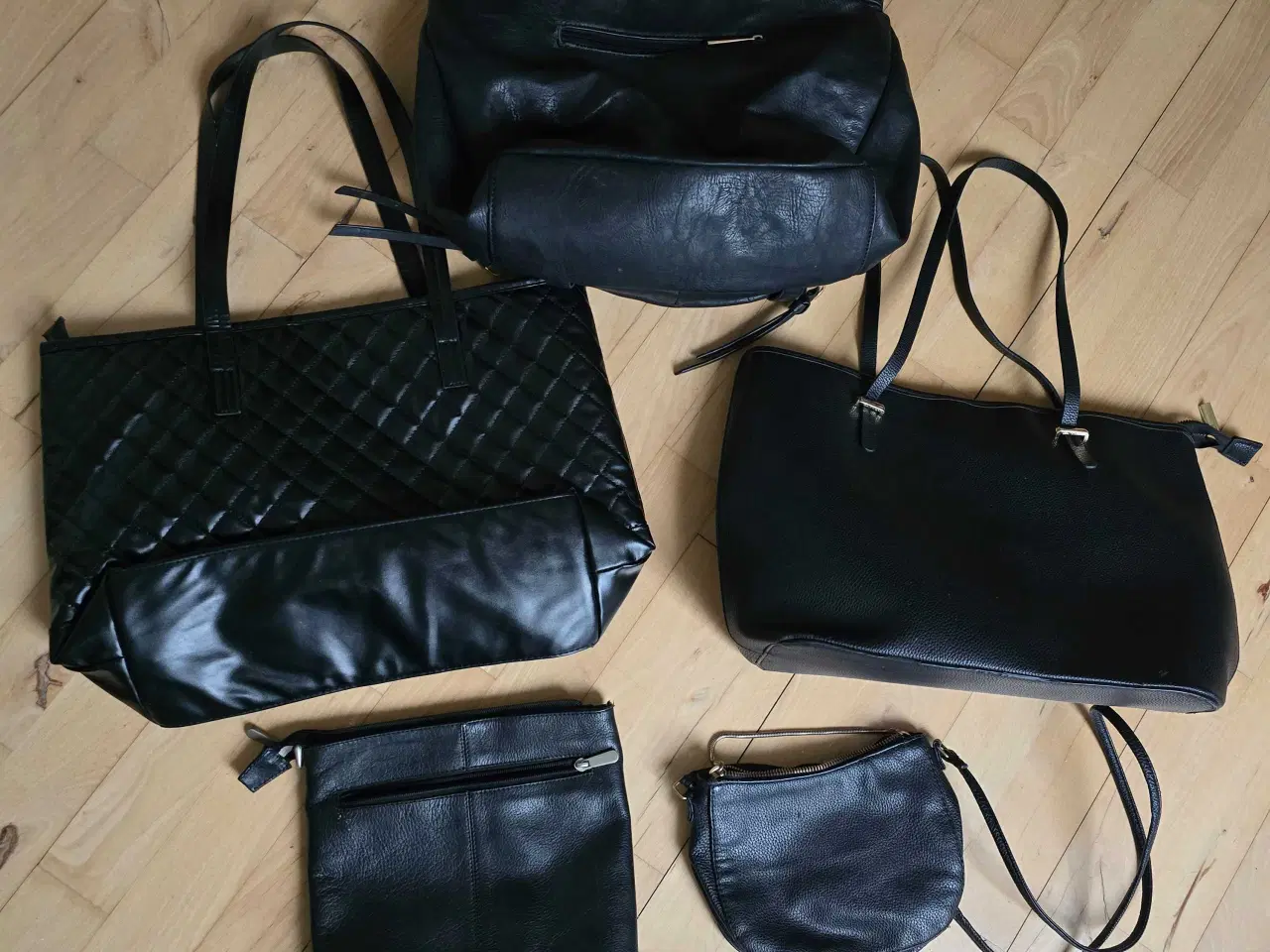 Billede 2 - Rigtig fine sorte Dame Tasker 