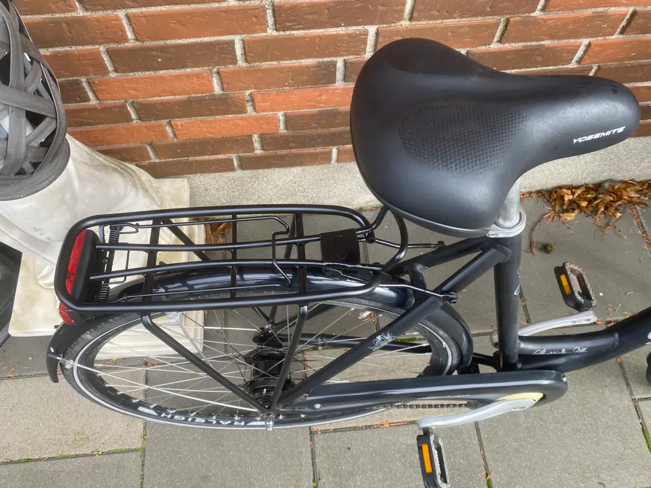 Billede 6 - Købt til 5299 kr lækker model 