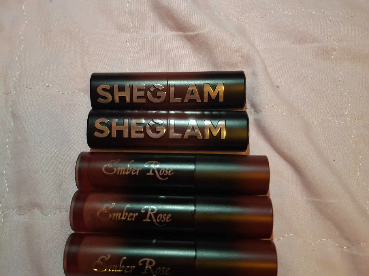 Billede 1 - Ember Rose x Sheglam Lipstick/Gloss