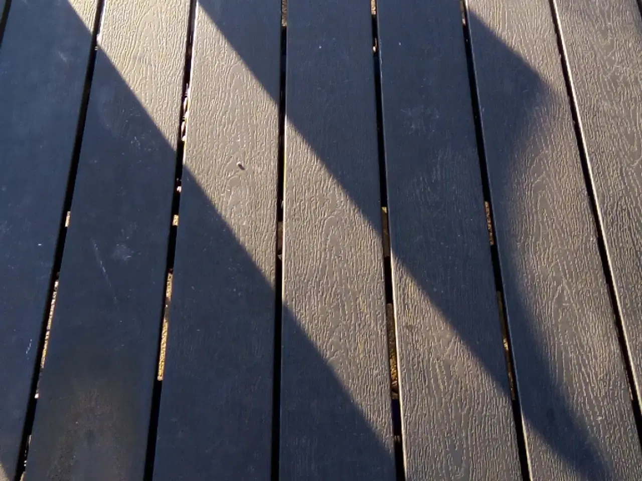 Billede 2 - HAVEBORD M. 6X6 STOLE / HARALD NYBORG