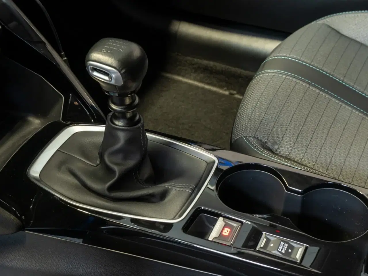 Billede 13 - Peugeot 208 1,2 PureTech 100 Allure