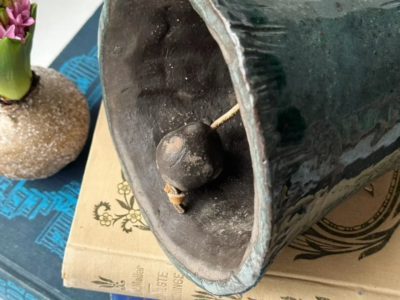 Billede 6 - Keramikklokke i grønne farver