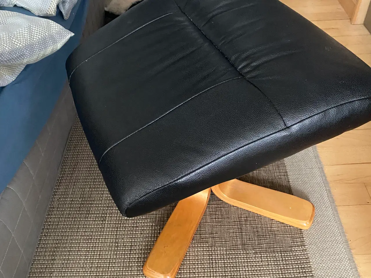 Billede 5 - Pæn lænestol med fodskammel