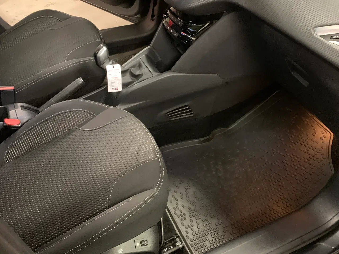 Billede 9 - Økonomisk Peugeot 208 Desire sky