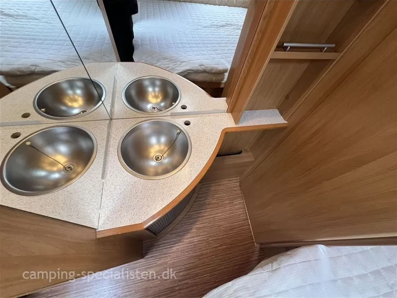 Billede 7 - 2009 - Adria Classica 613 PU   2009 Adria Classica 613 PU - se den nu hos Camping-Specialisten.dk