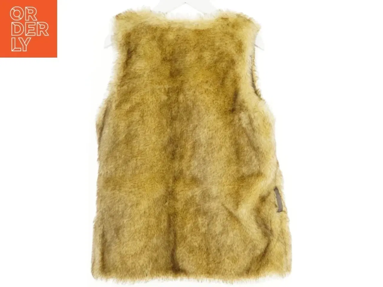 Billede 2 - Pelsvest til børn fra Klazi (str. 140)