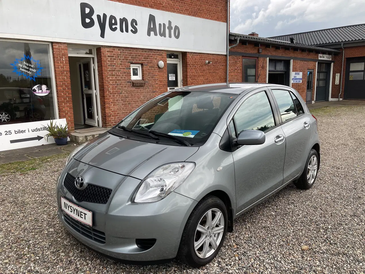 Billede 4 - Toyota Yaris Luna 1.3 Nysyn Lav km