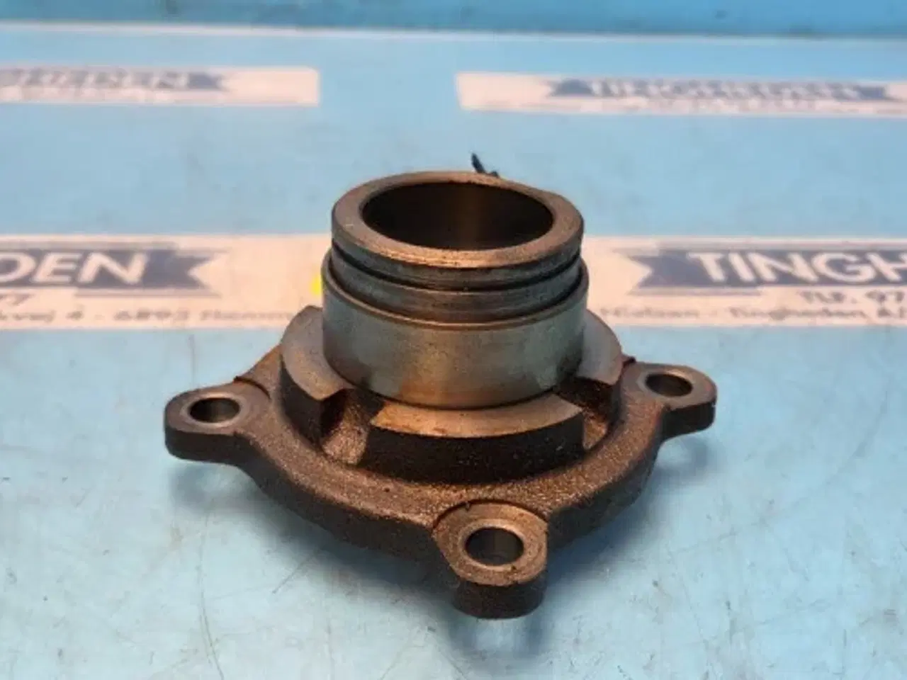 Billede 10 - Ford 8340 Holder F0NN7A432AA