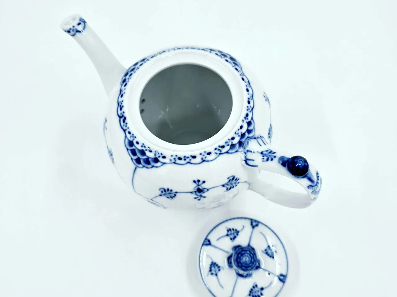 Billede 13 - Musselmalet Halvblonde Tekande Porcelæn 