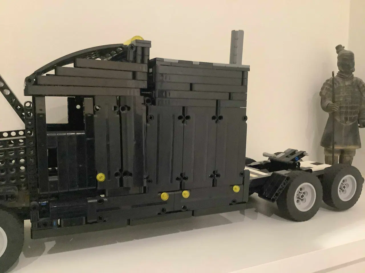 Billede 10 - UNIK Selvbygget Sort Technic lego Trucker 