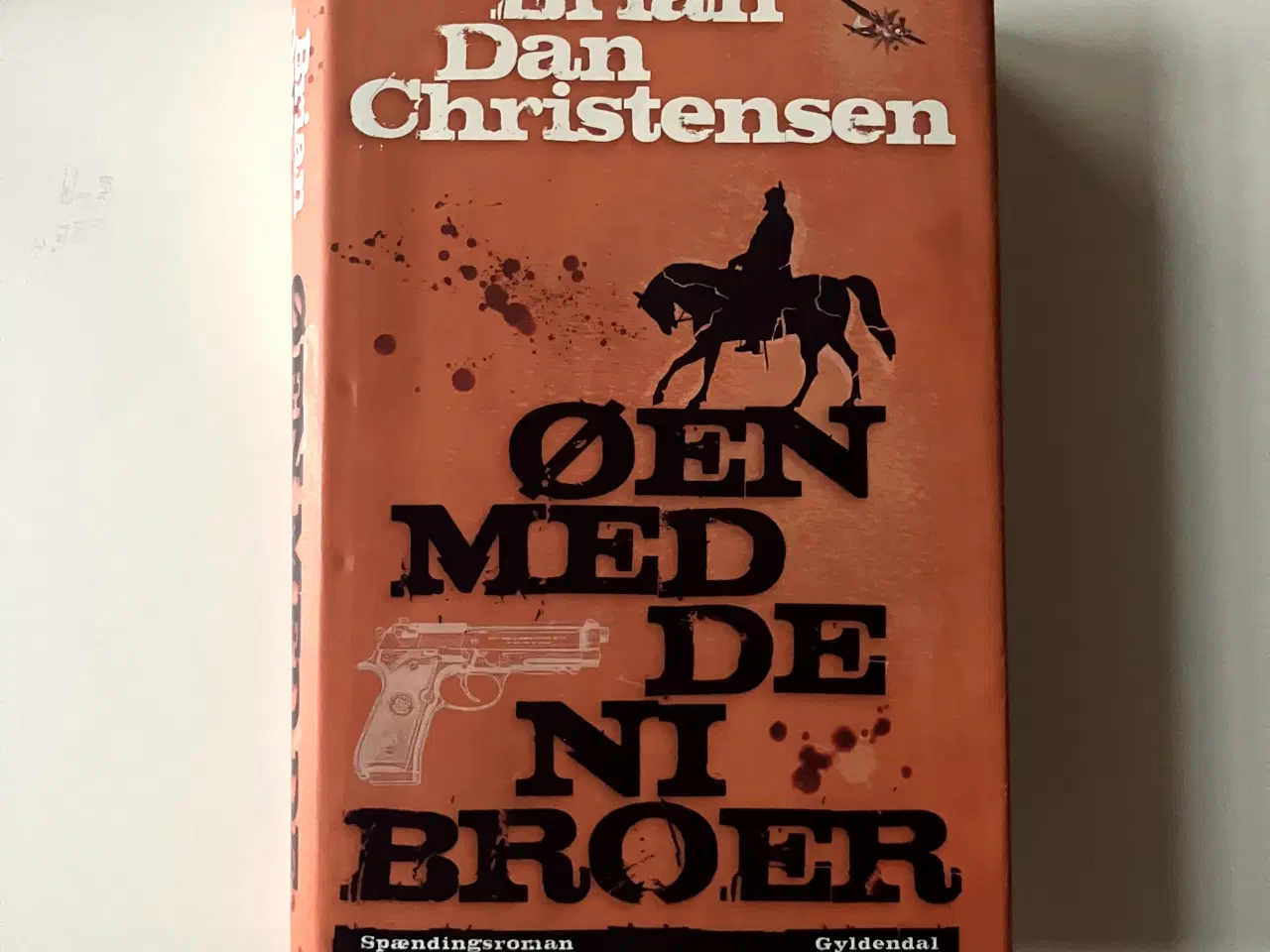 Billede 1 - Øen med de ni broer. Af Brian Dan Christensen 
