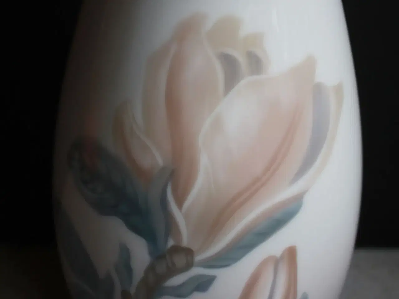 Billede 7 - Vase med Magnolia, Bing og Grøndahl 