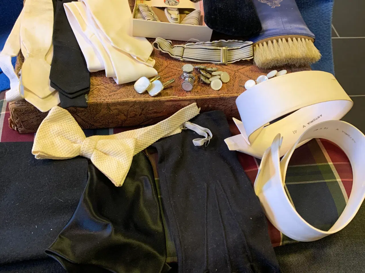 Billede 12 - Høj hat størrelse 60