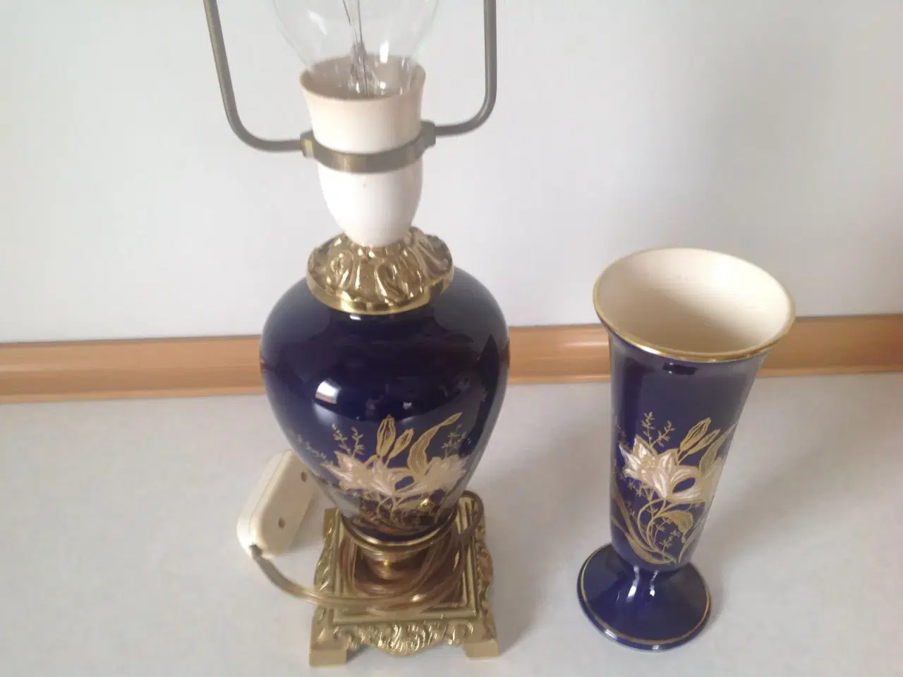 Billede 6 - Limburg Bordlampe+ vase koboltblå 