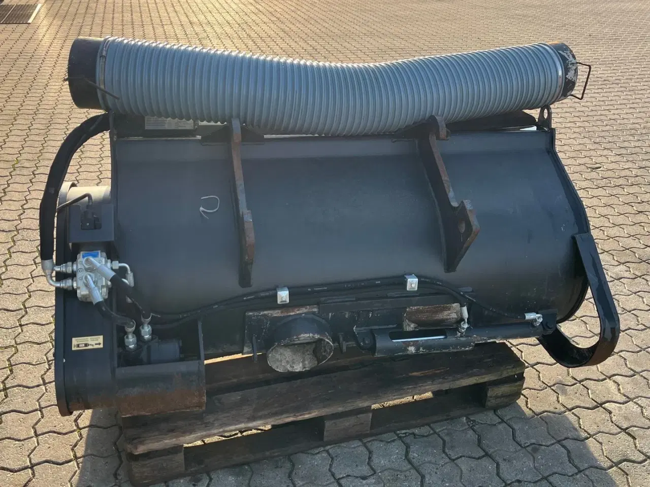 Billede 9 - Sima s25 Blandeskovl til minilæsser