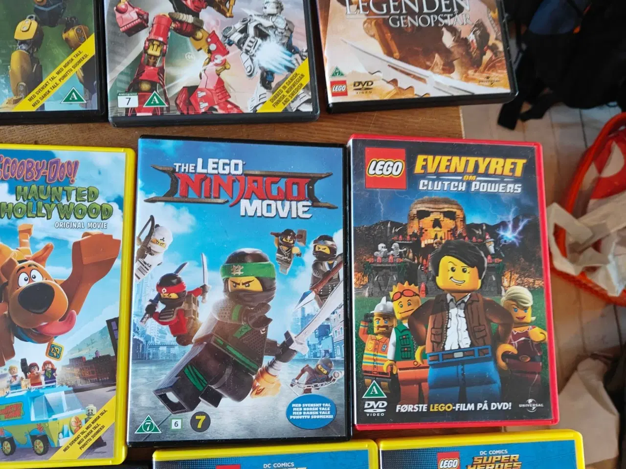 Billede 4 - Stor samling på 20 LEGO og Bionicle DVD'er