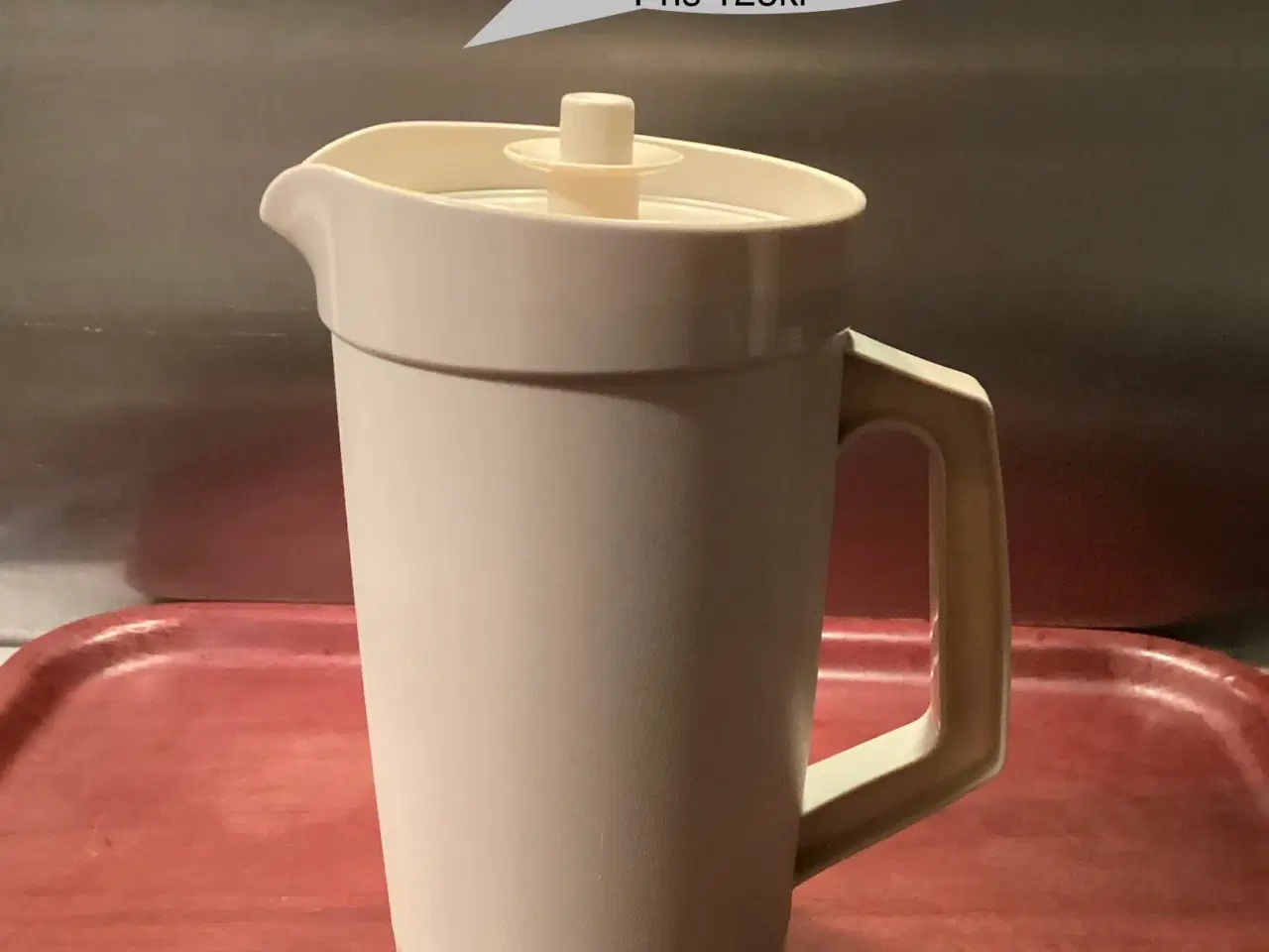 Billede 1 - Tupperware kande med låg