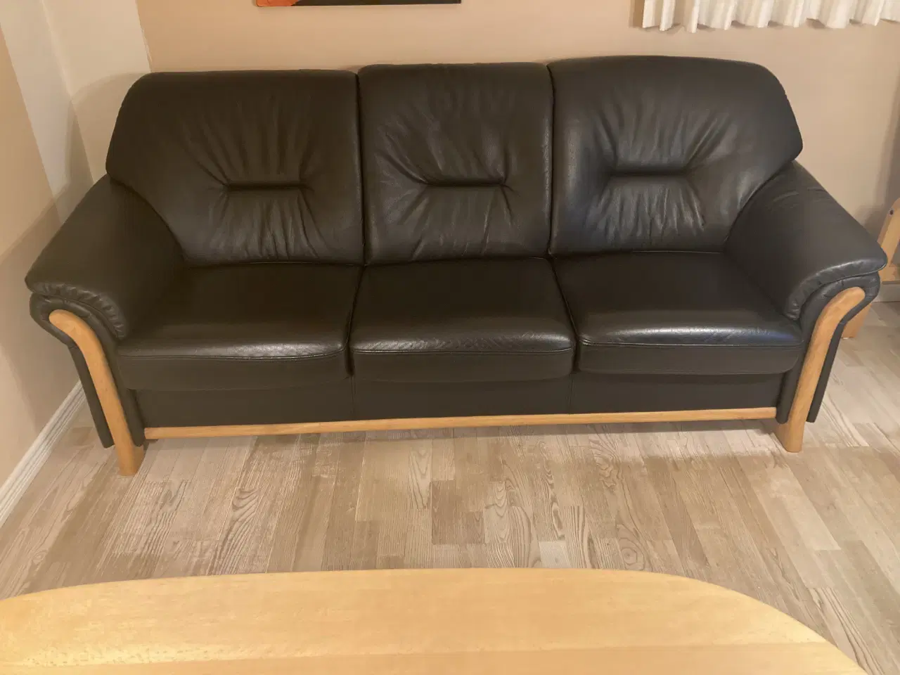 Billede 1 - Flot 3 personer lædersofa