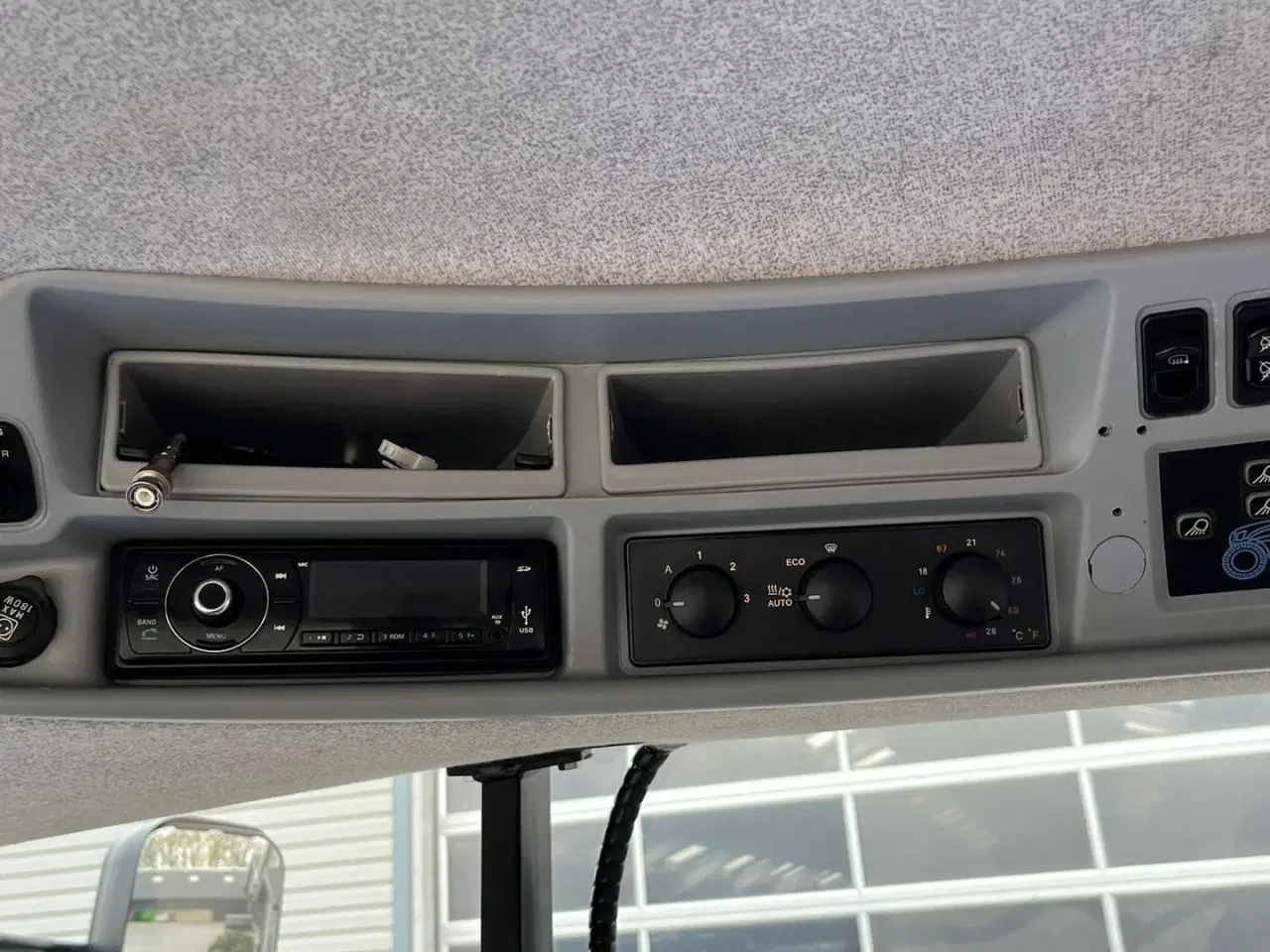 Billede 15 - New Holland T7.315 Med frontlift