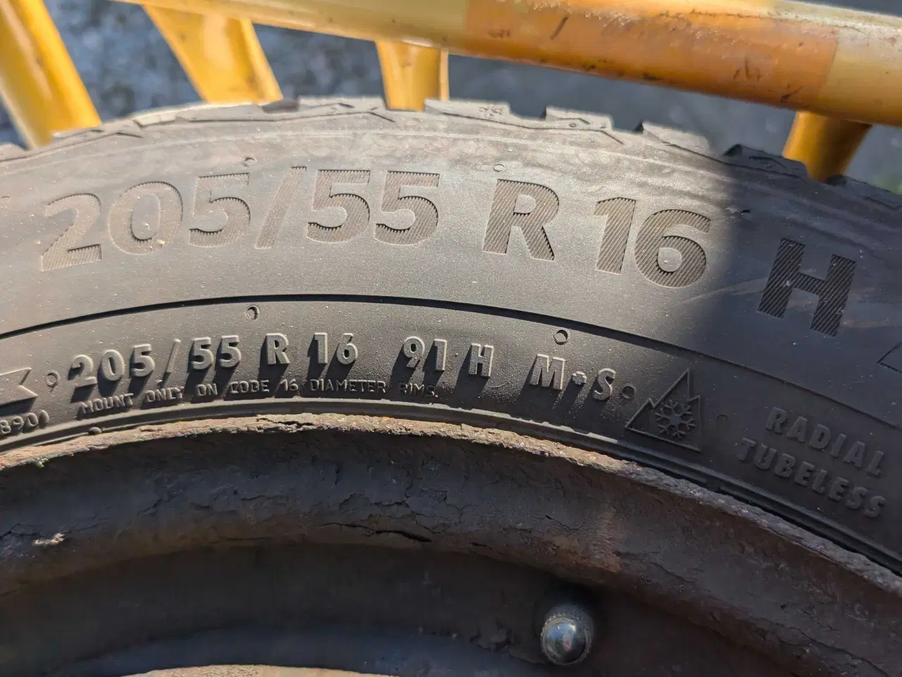 Billede 1 - Vinterdæk 205 55 R16 