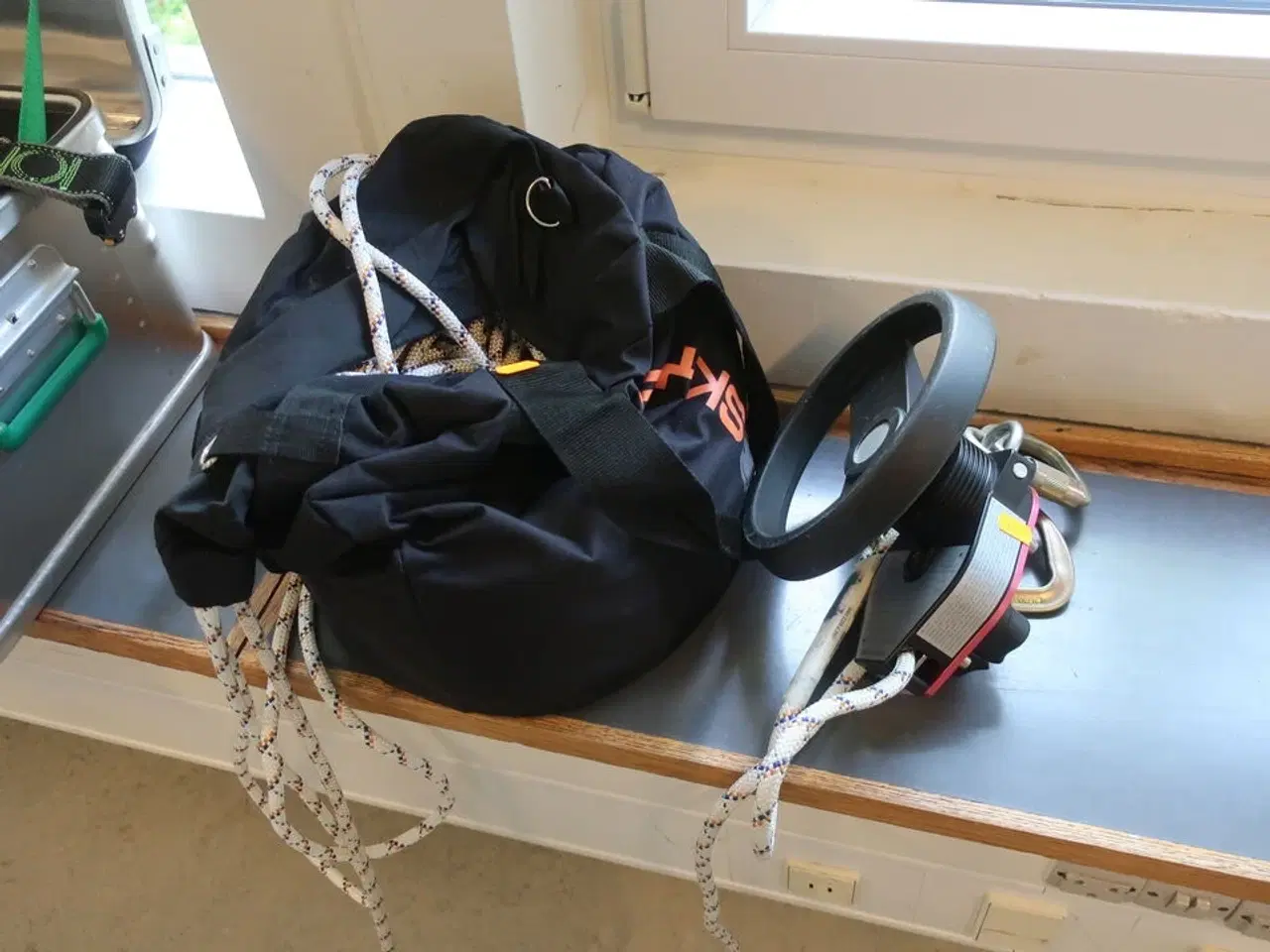 Billede 1 - Redningshejs SKYLOTEC MILAN & pose m. indhold