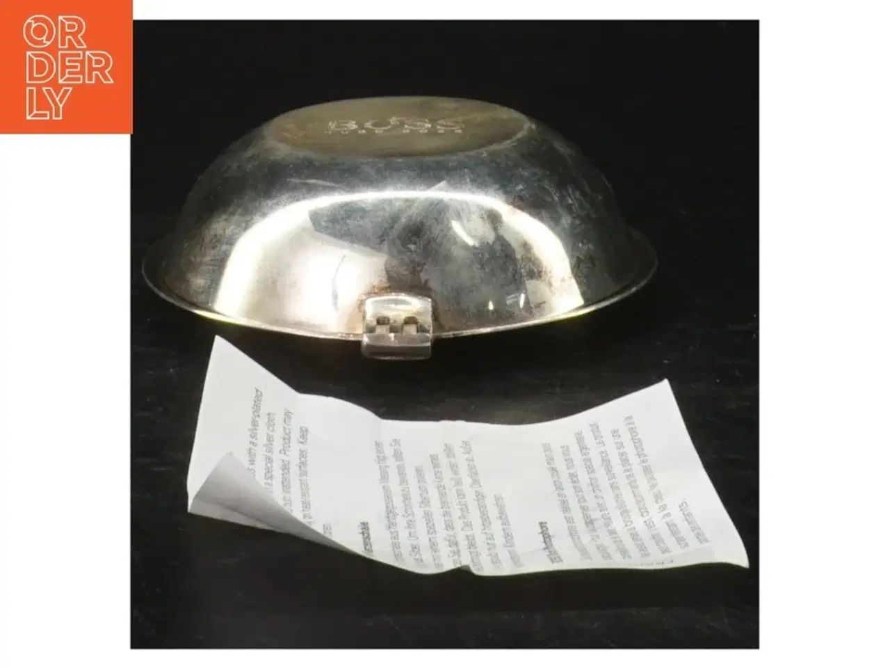 Billede 2 - Black candle shell fra Hugo Boss (str. Ø. 10 cm)