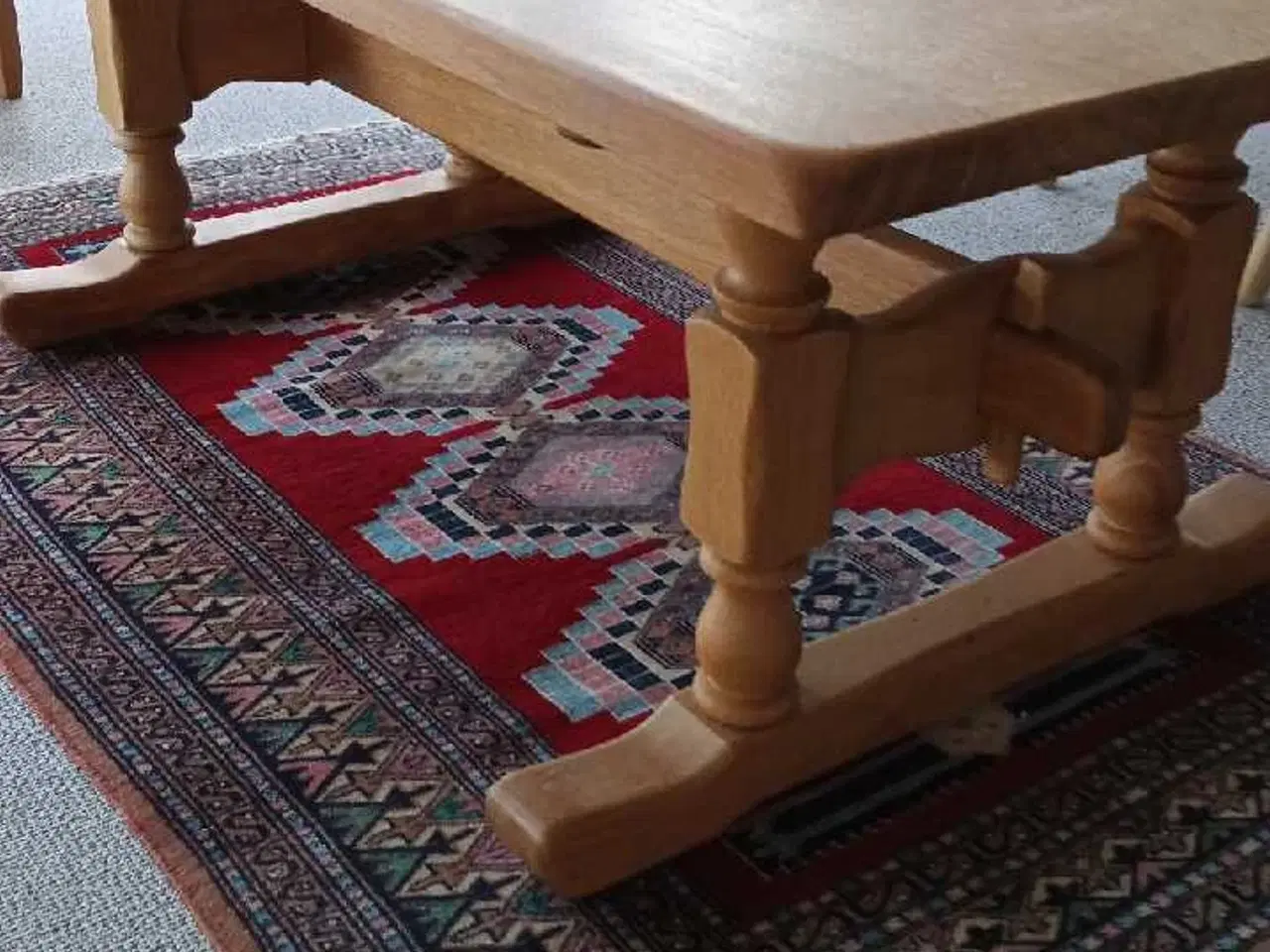 Billede 1 - Sofabord i massivt eg