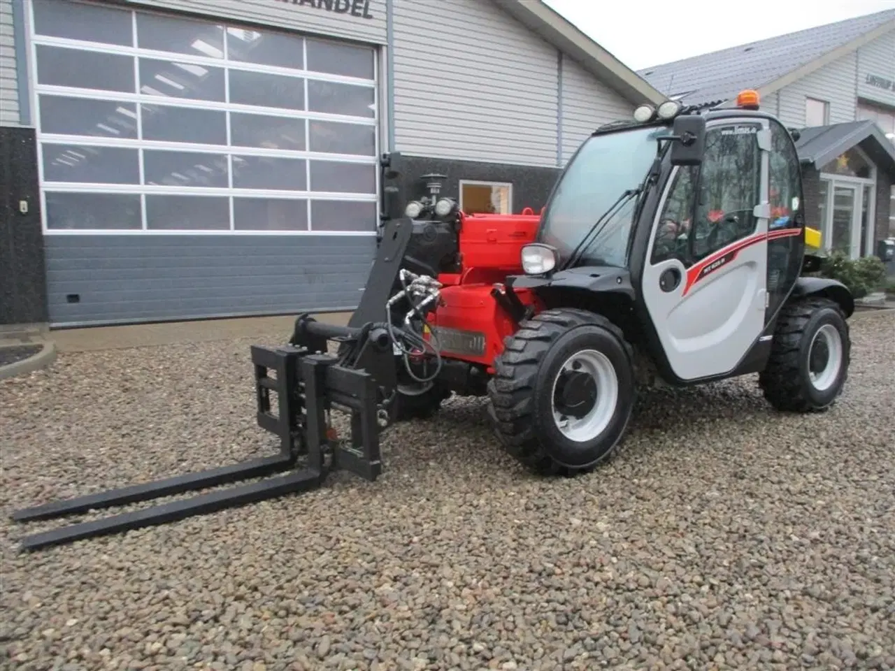 Billede 7 - Manitou MT625H Comfort Dansk maskine, med hydrauliske pallegafler.