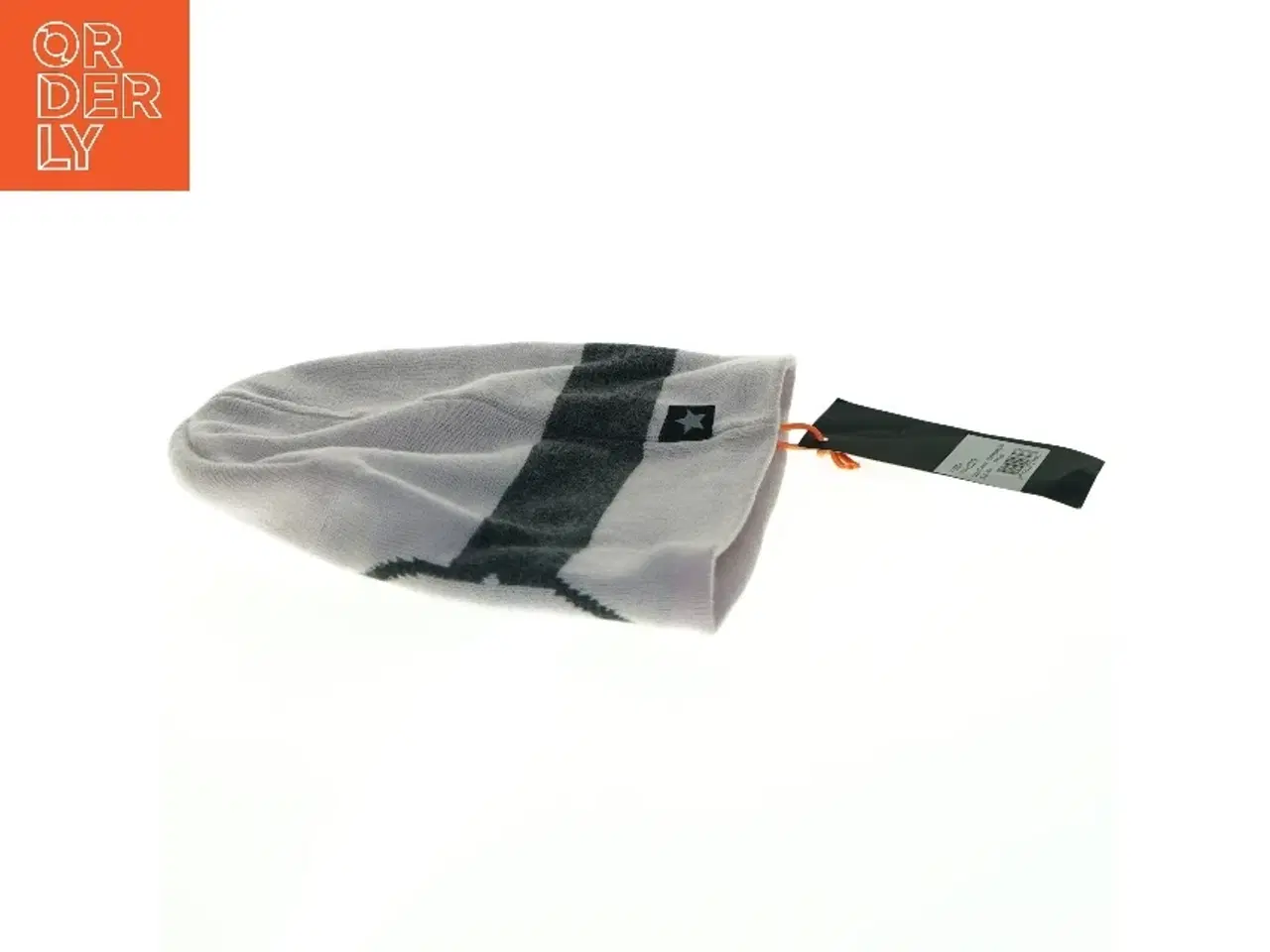 Billede 4 - Strikhue med skibrille motiv fra Molo (str. 3-5 år)