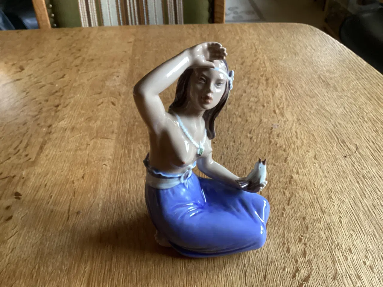 Billede 1 - DJ Hawai-pige 1268