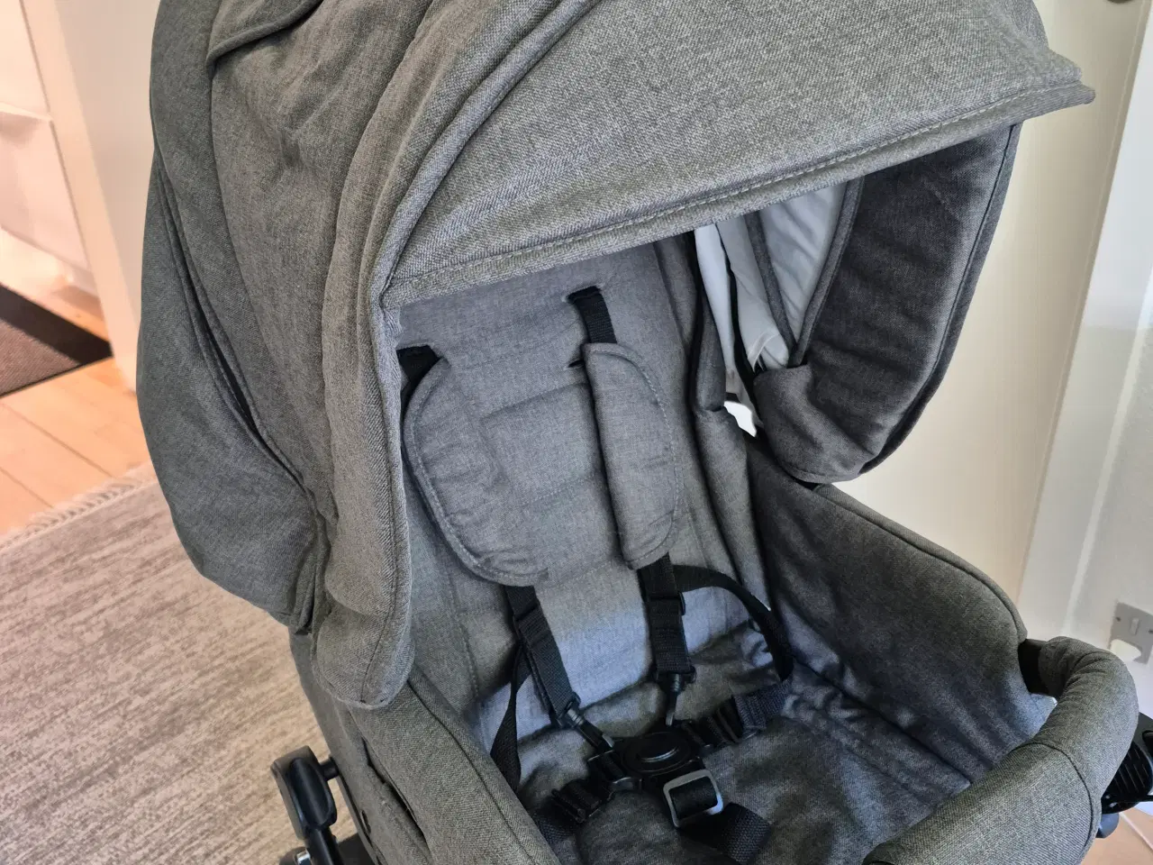 Billede 2 - Petite Cherie klapvogn 